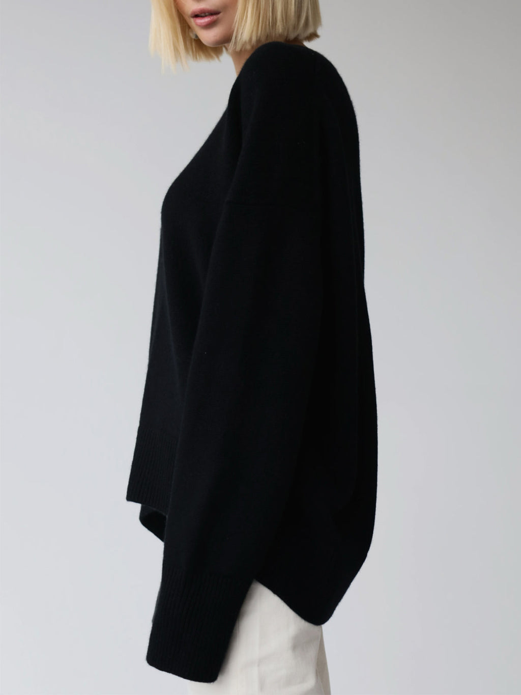 Soft Crewneck Sweater – Women’s Oversized Ribbed Knit Pullover