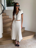 Dana Aesthetic Knitted Dress with Contrasting Cuffs Chic Silhouette Collection