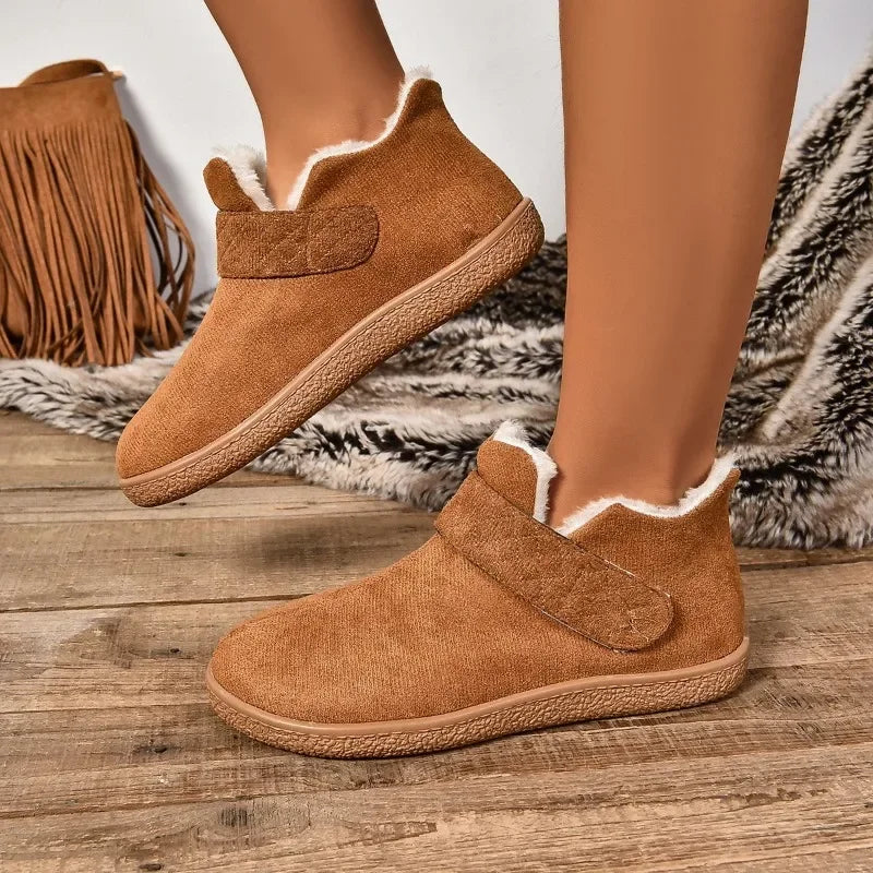 Comfortable and Warm Plush Women Shoes 2024 Casual Retro Women's Short Boots Antislip and Wearresistant Fashionable Snow Boots