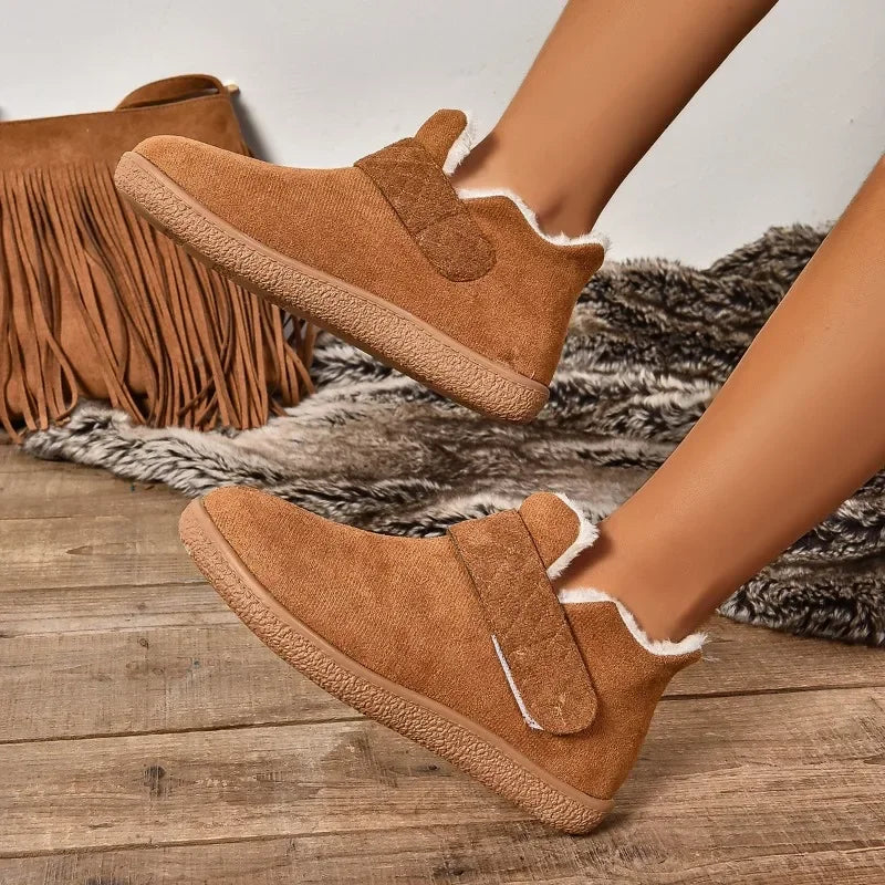 Comfortable and Warm Plush Women Shoes 2024 Casual Retro Women's Short Boots Antislip and Wearresistant Fashionable Snow Boots