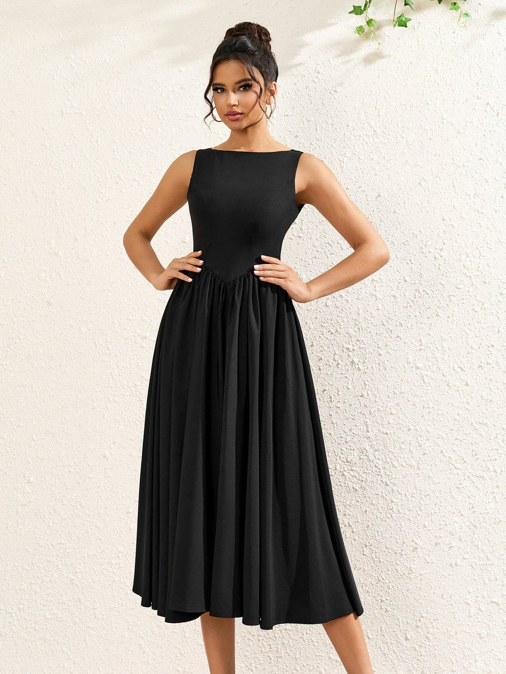 Crew Neck Backless Cut Out Ruched Solid Dress