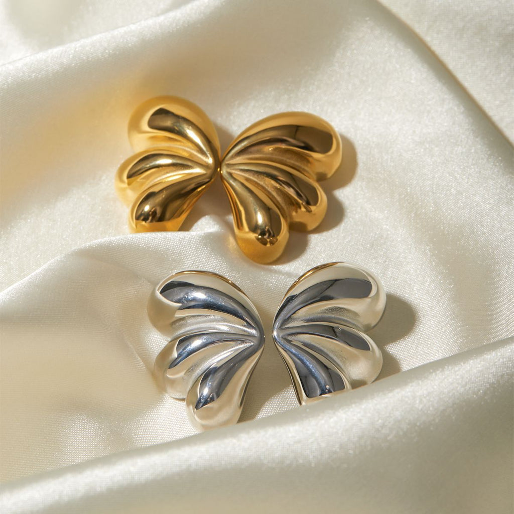 Curved Heart - Statement Earrings