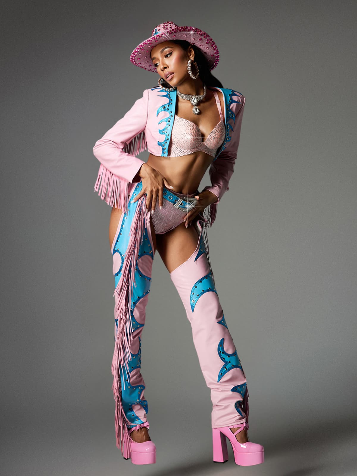 Fringe Cowgirl Outfit In Pink
