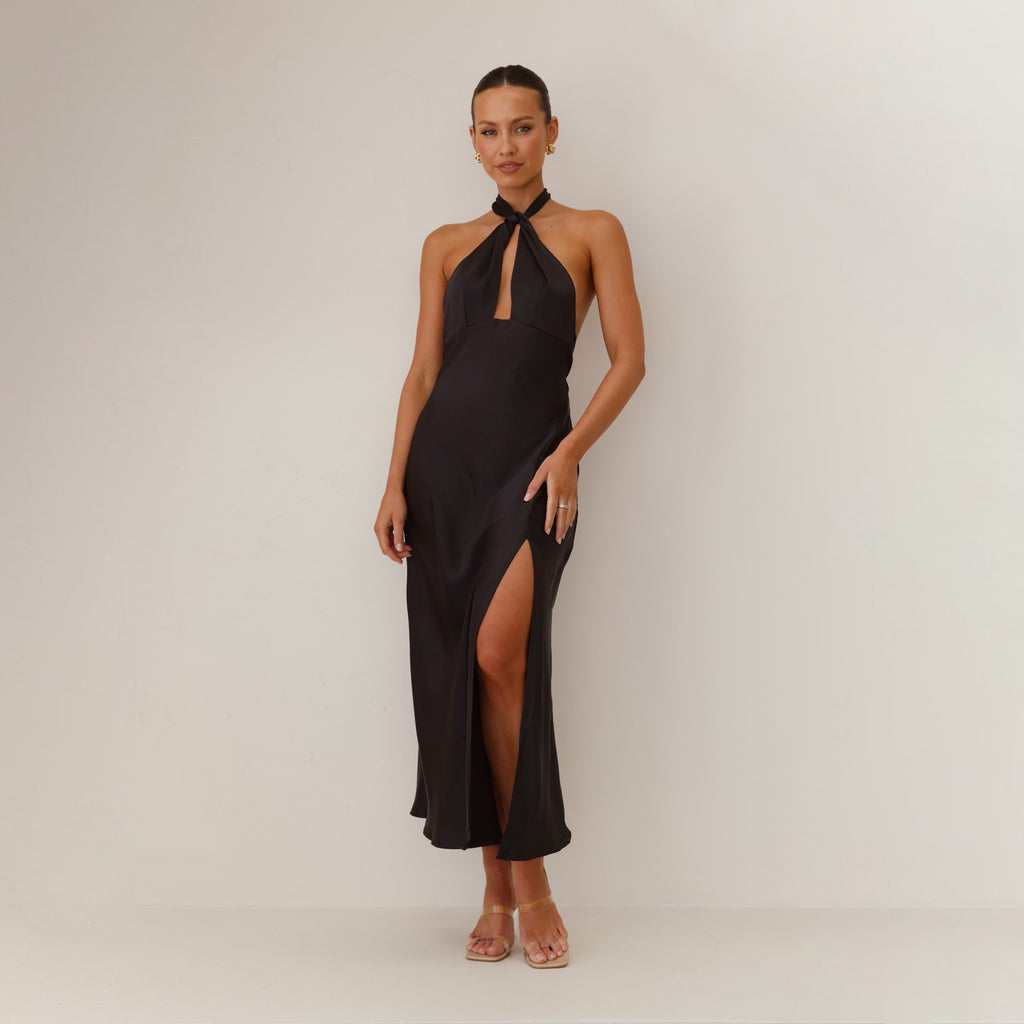 Karol Exclusive Sofia Dress – Flowing Elegance with Halterneck Detail Designer Edit