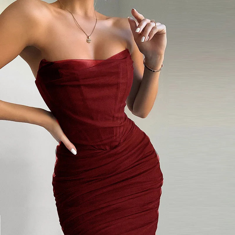 Tatiana Timeless Figure Hugging Evening Dress with Corset Detail and Strapless Design Elevated Occasion Wear
