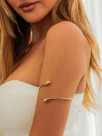 Chic Design Metal Drop Armband