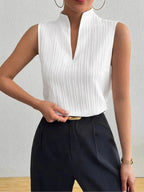 Solid Color Slim-Fit Textured V-Neck Sleeveless Top