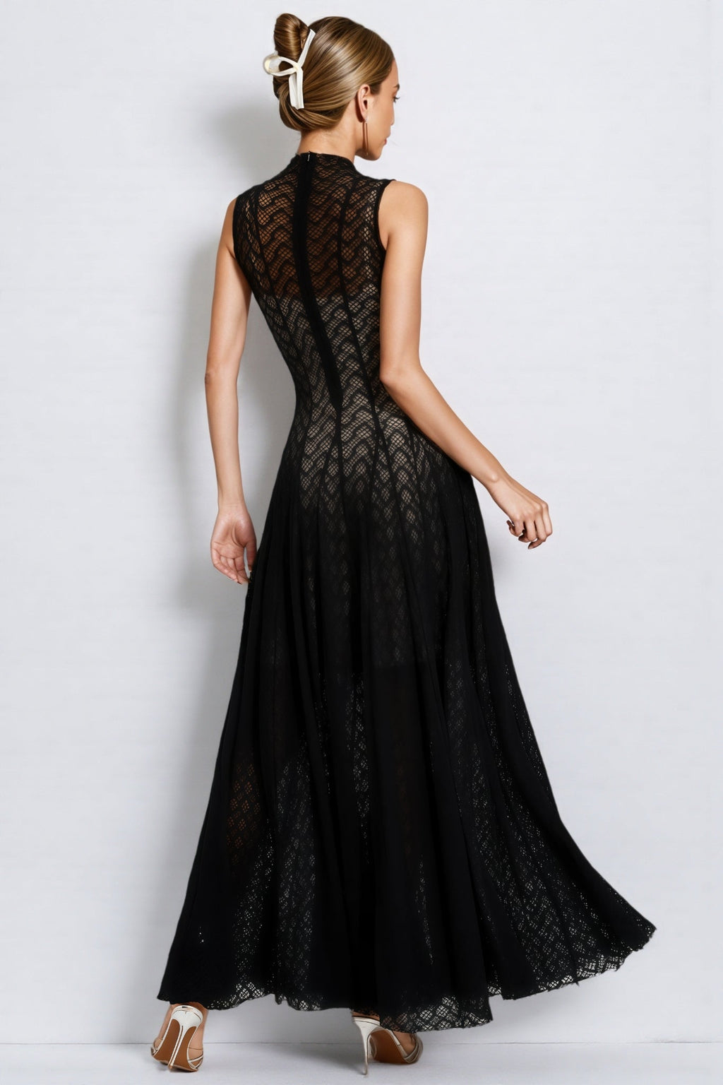 Hutt Black Lace Sleeveless Maxi Dress