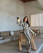 Elegant Wave Striped Oneck Maxi Knitted Bodycon Dress