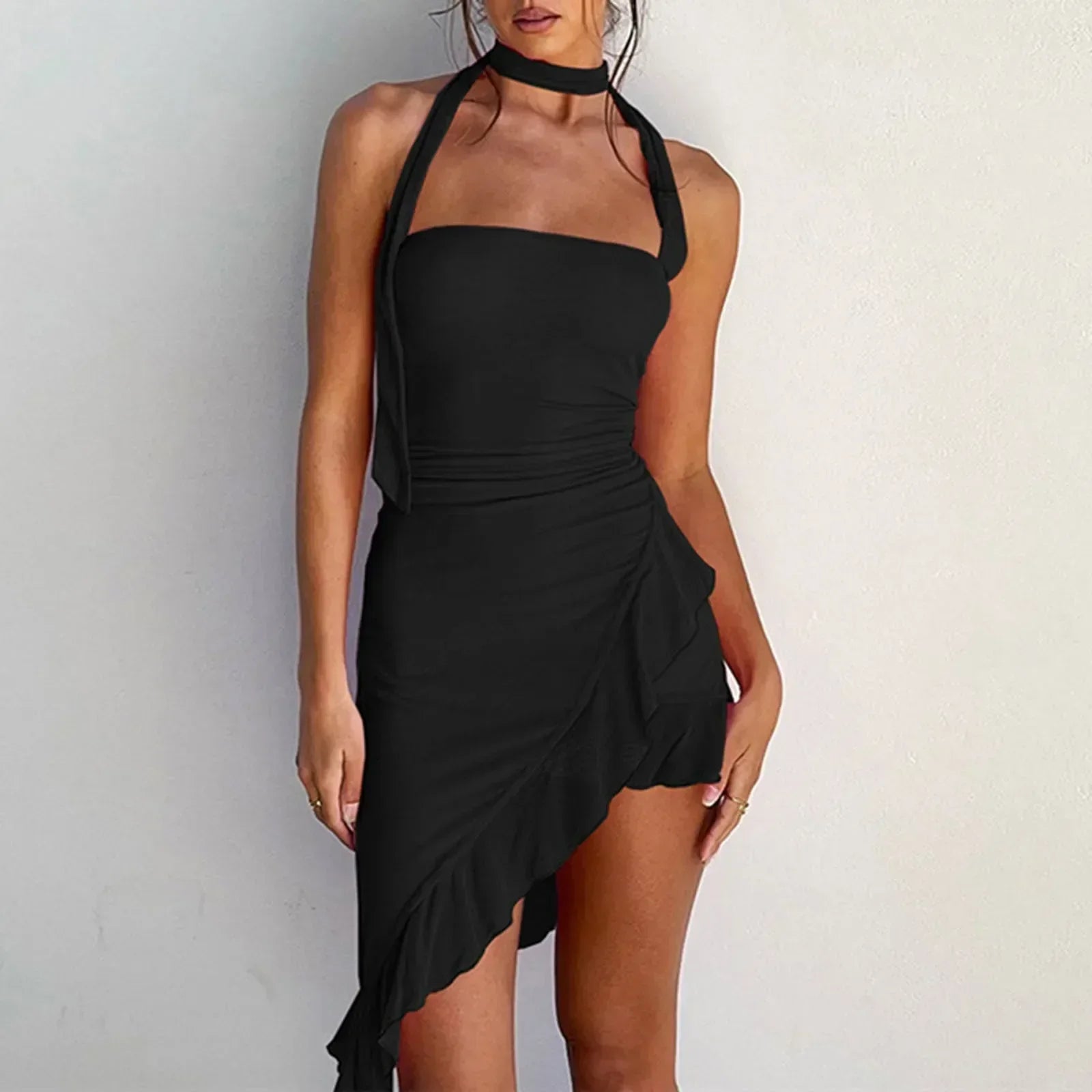 Dánae Elegant Halterneck Dress for Women Boutique Wardrobe Pick