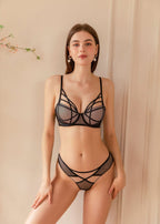 Ethereal Ivory Lace Underwire Lingerie Set
