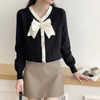Bow-tie knitted sweater