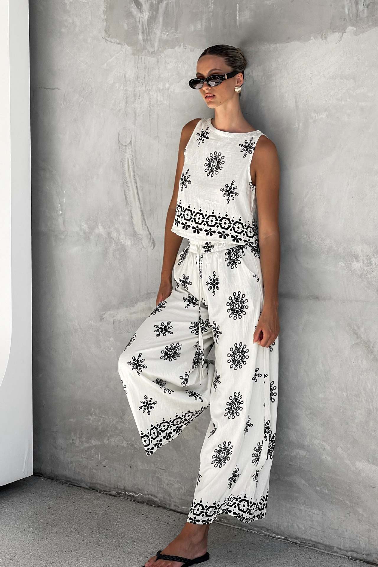 Unique Printed Round Neck Sleeveless Button Top and Elastic Waist Pocket Wide Leg Pants Set