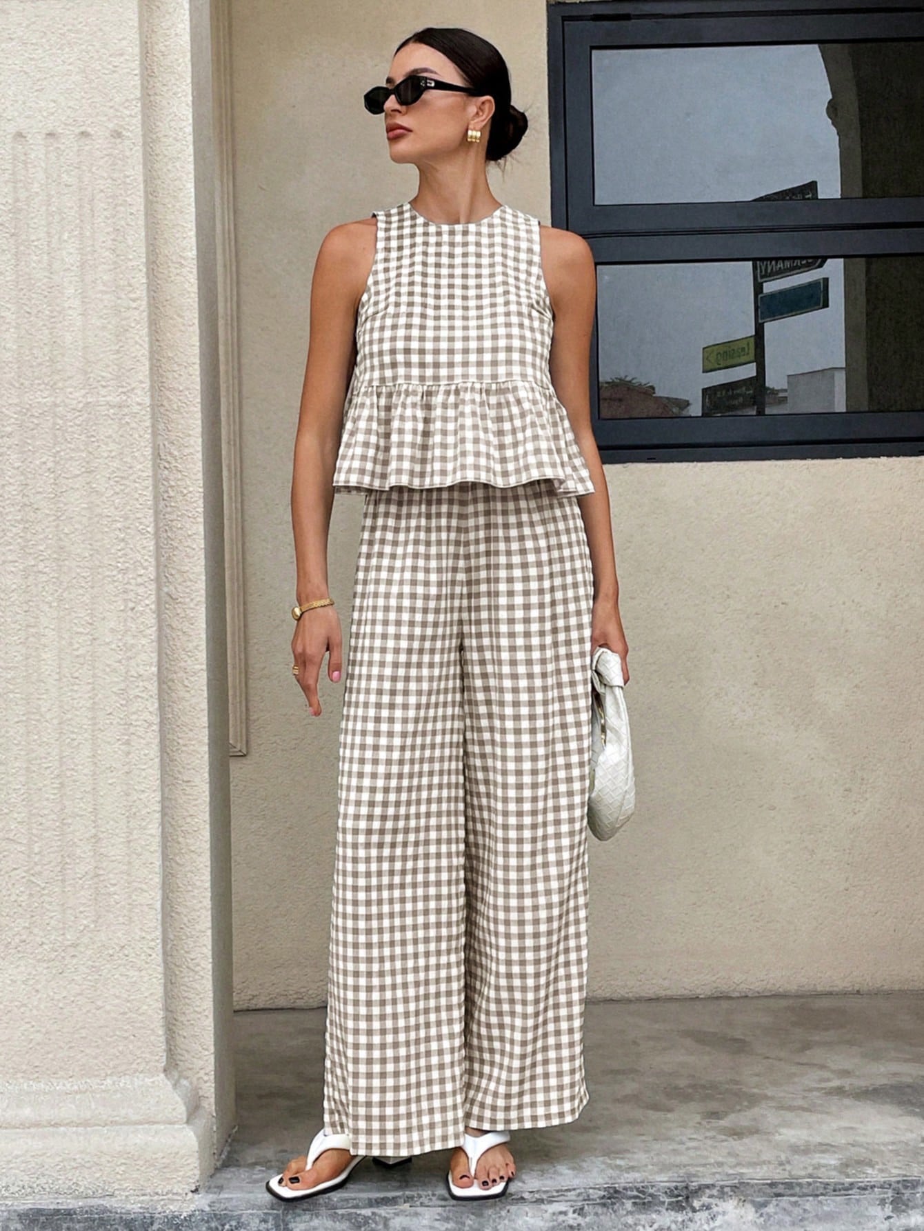 Casual round Neck Sleeveless Ruffles Top with Swing High Waist Straight Leg Pants