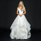 Backless Lace Mid Waist Small Tail Beautiful Light Luxury White Fresh Simple Wedding Dress Dress