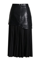 Pu leather stitching pleated skirt