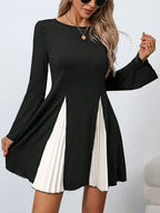 Úrsula Aesthetic Women's Flared Dress with Pleated Elements Boutique Collection