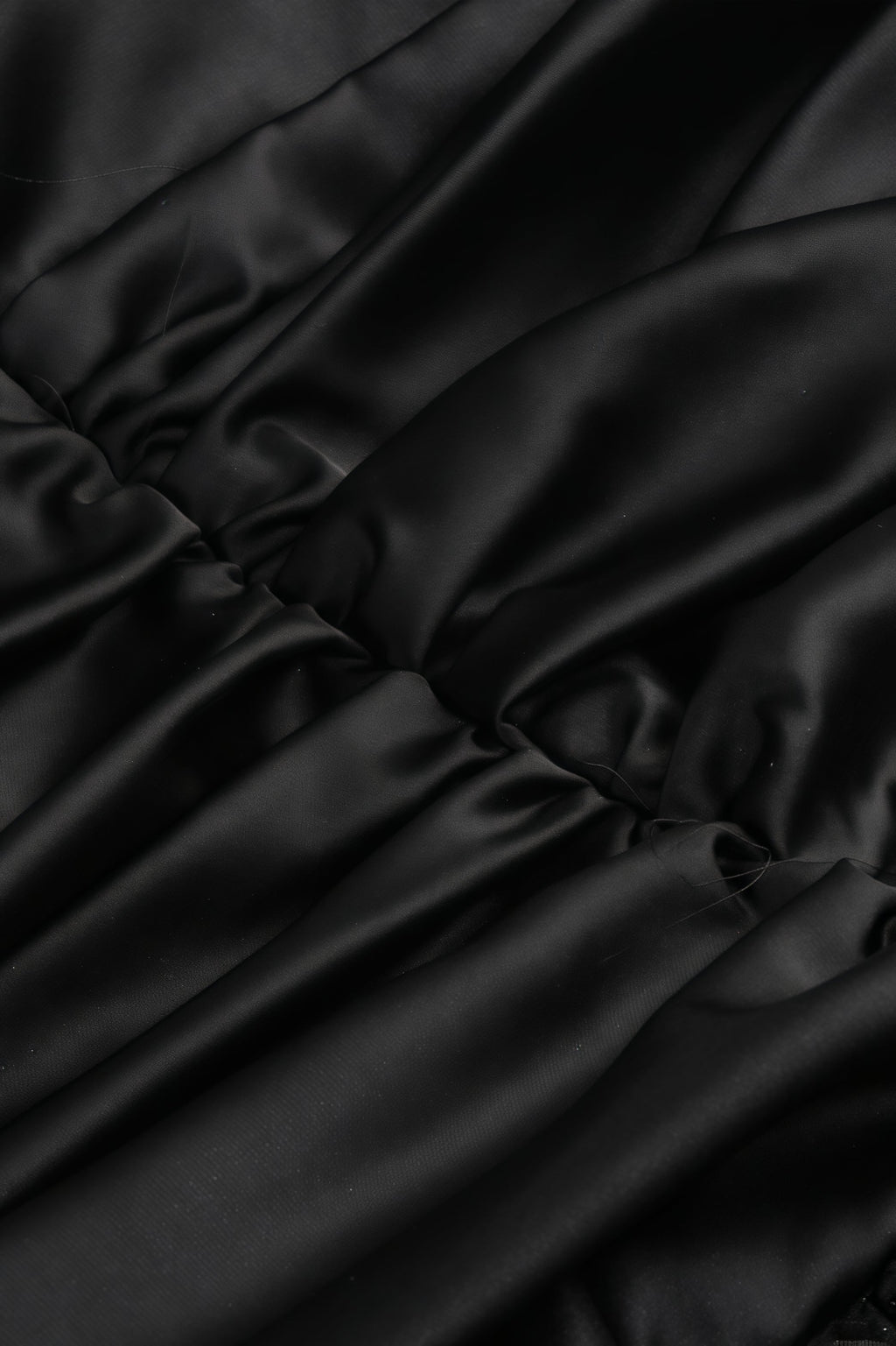 Faitd Black Strapless Backless Mini Dress