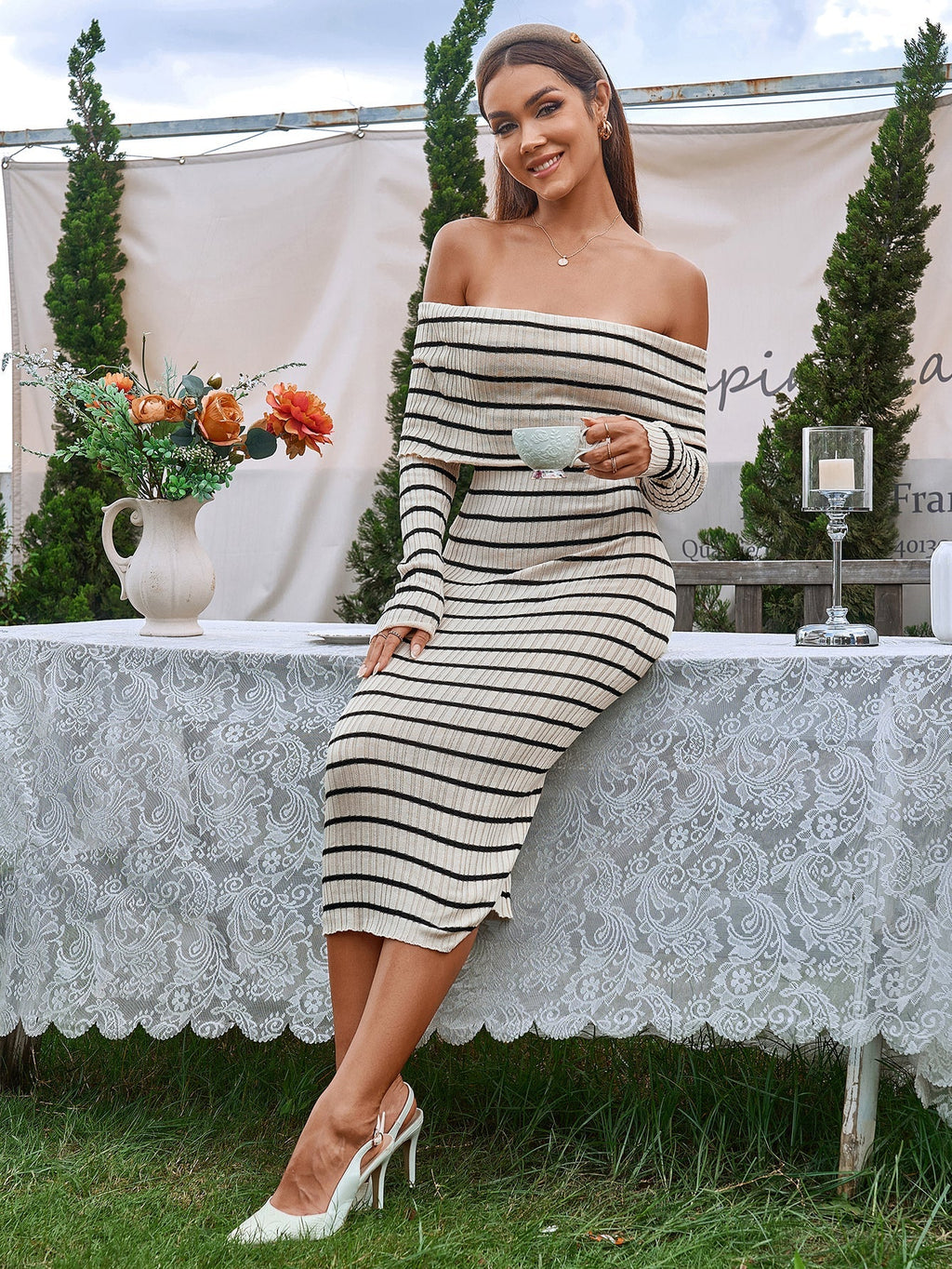 Off Shoulder Contrast Knitted Bodycon Dress