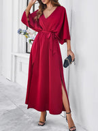 Concordia V-neck Dress in a Loose Fit for Women Smart Casual Outfit