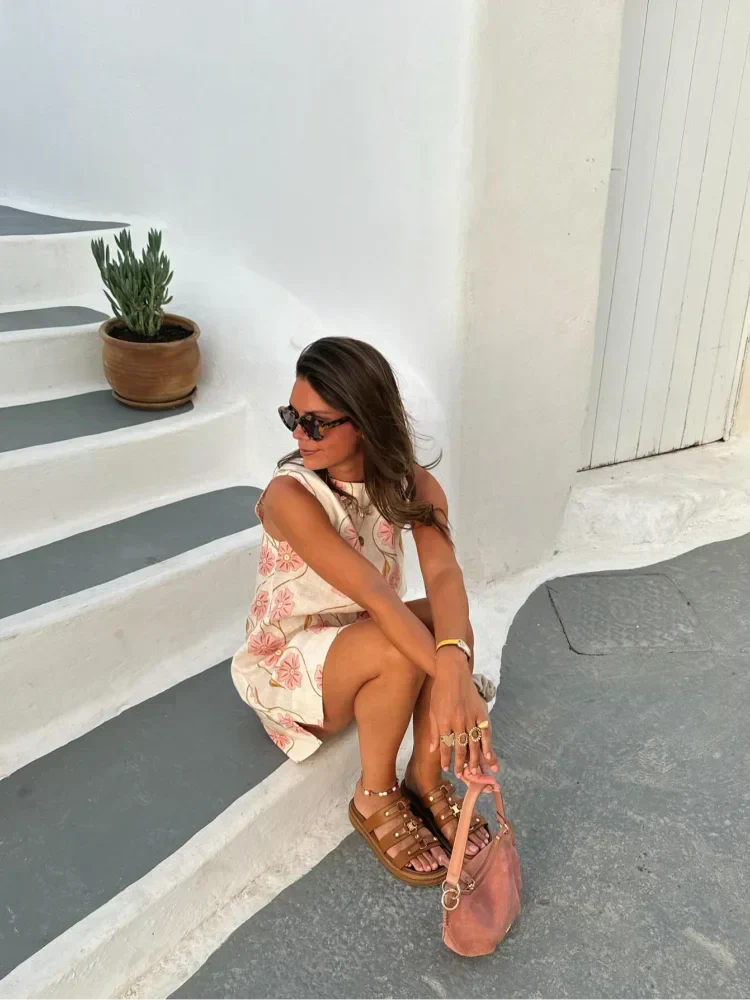 Fabiana Minimalist Mini Dress with Flowers Chic Silhouette Collection