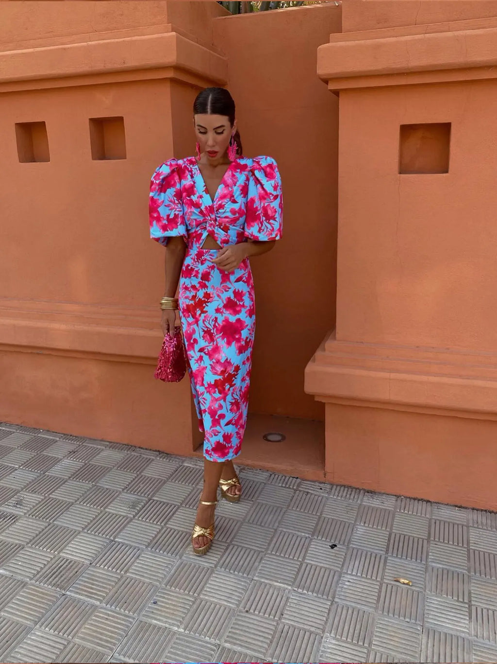 Florencia Statement , Figure Hugging Dress Evening Wear Edit