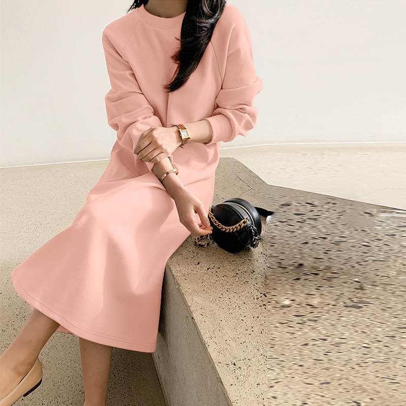 Carina Classic And Comfortable Dress with Relaxed Fit and Everyday Wear
