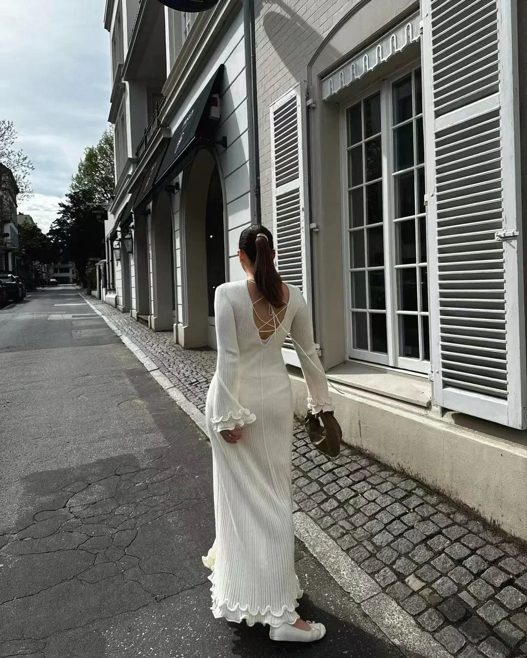 Autumn Ladies Elegant Flared Sleeve Knitted Dress Women Fashion Crew Neck White Slim Robes Summer Female Party Dresses