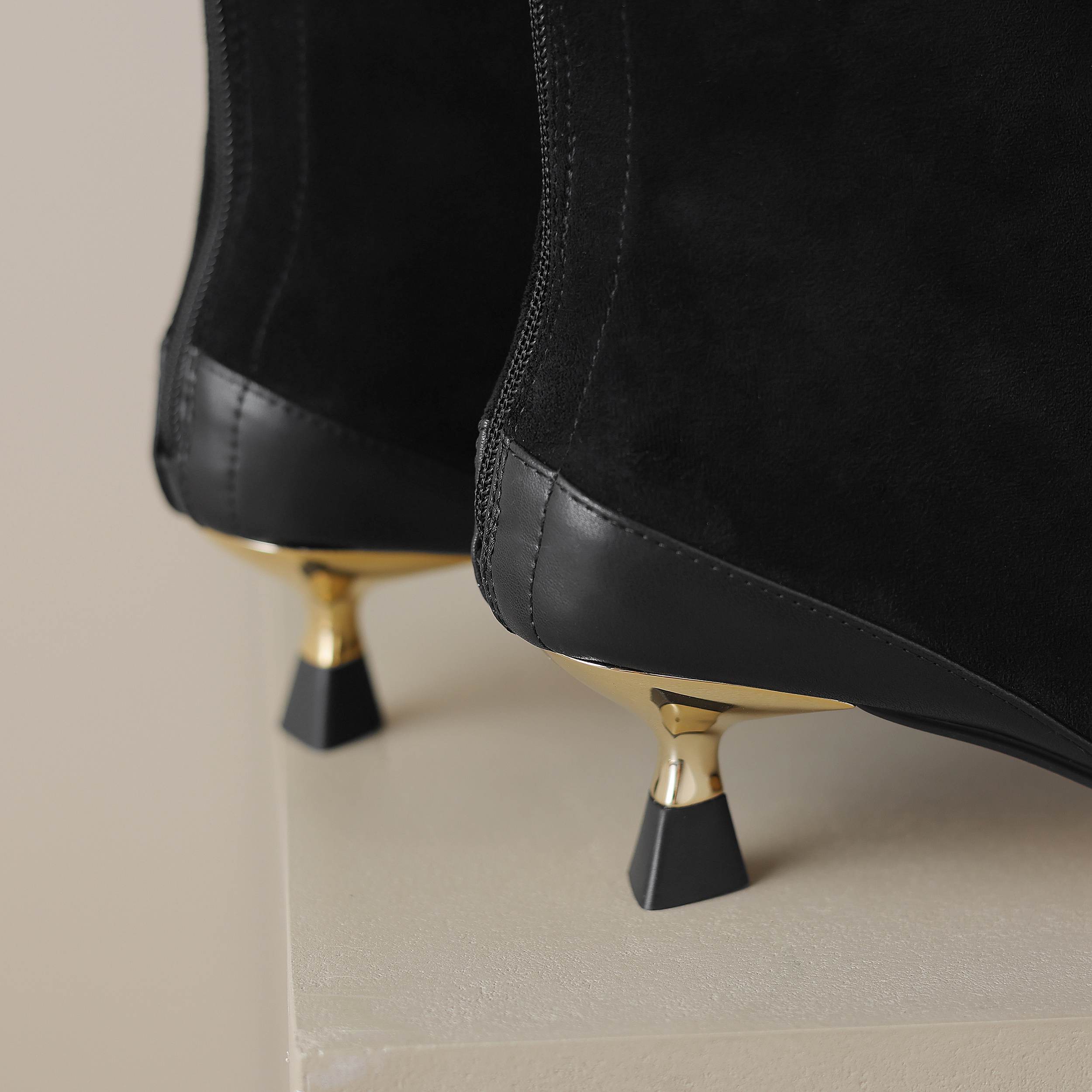 SAMANTA LEATHER BOOTS