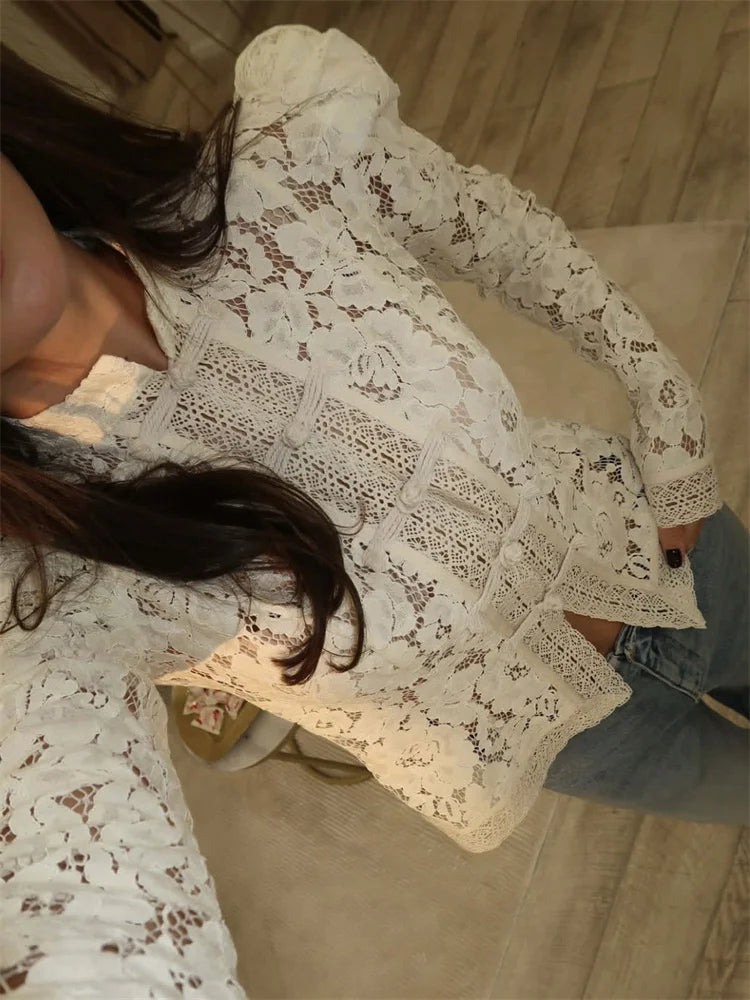 ANTELA BLOUSE