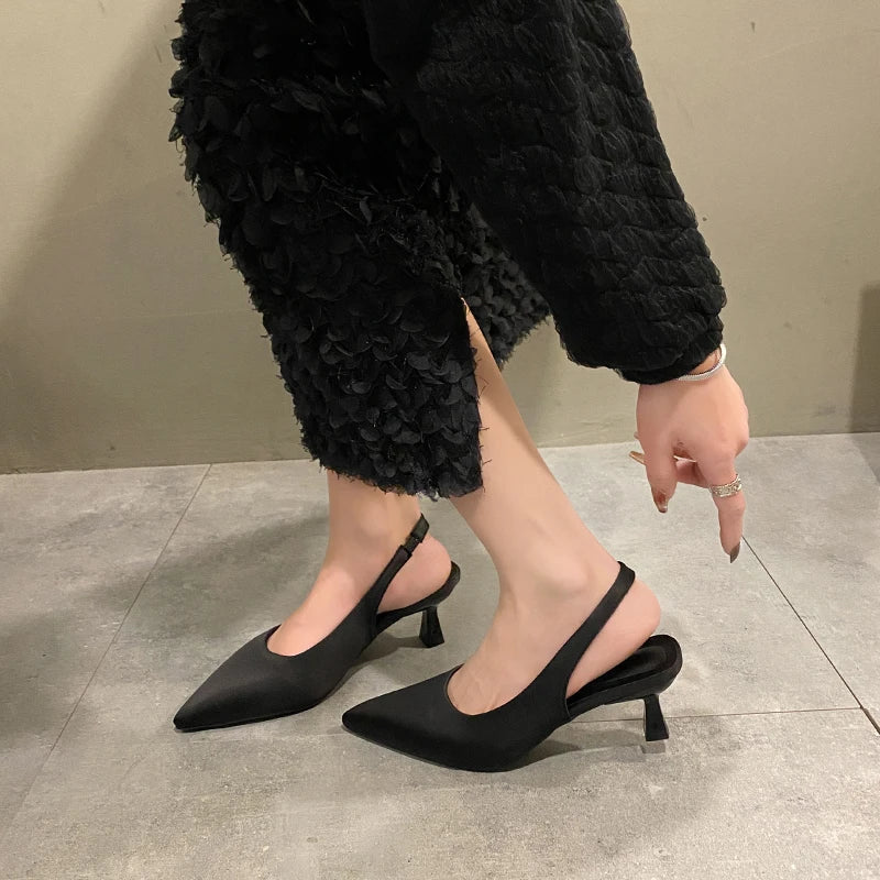 Hot Sale Slipon Fashion Office Career Sexy Pointed Toe Cap Sandals Low Heel Pumps
