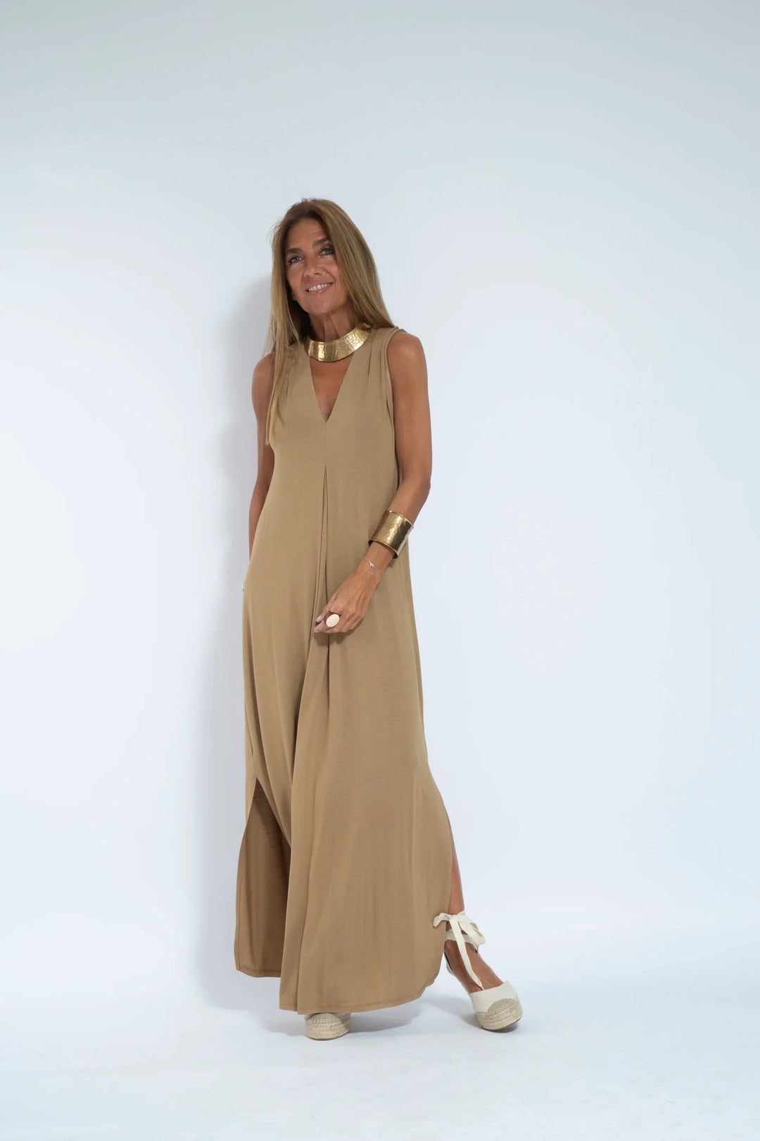 Nicole Minimalist Long Dress with V Neck Premium Wardrobe Essential