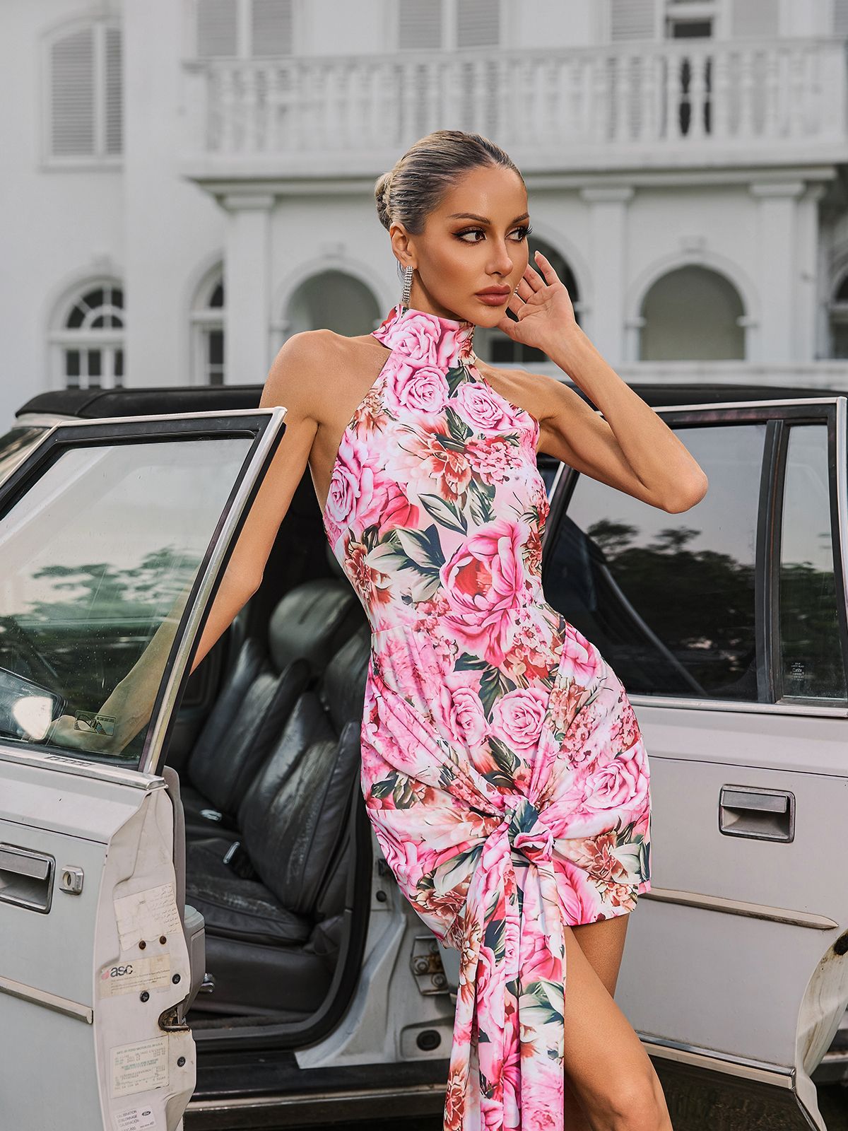 Halterneck Floral Twisted Mini Dress