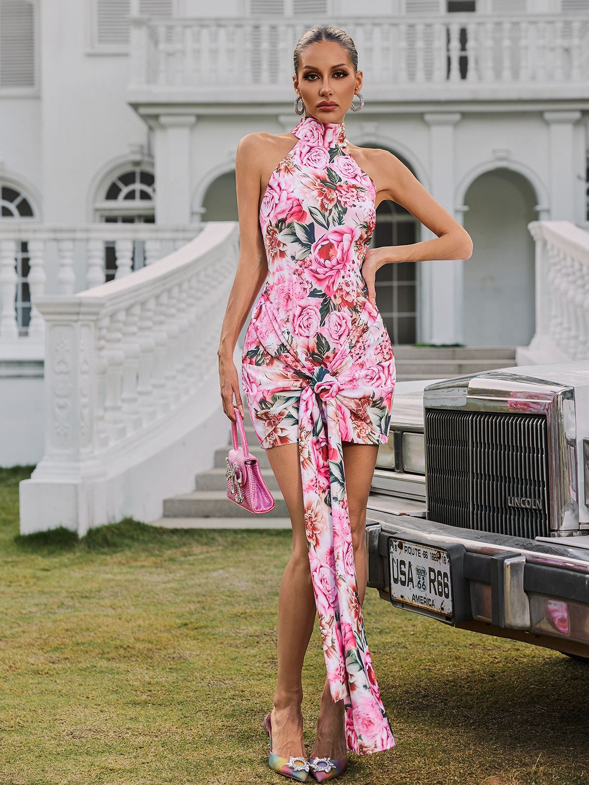 Halterneck Floral Twisted Mini Dress