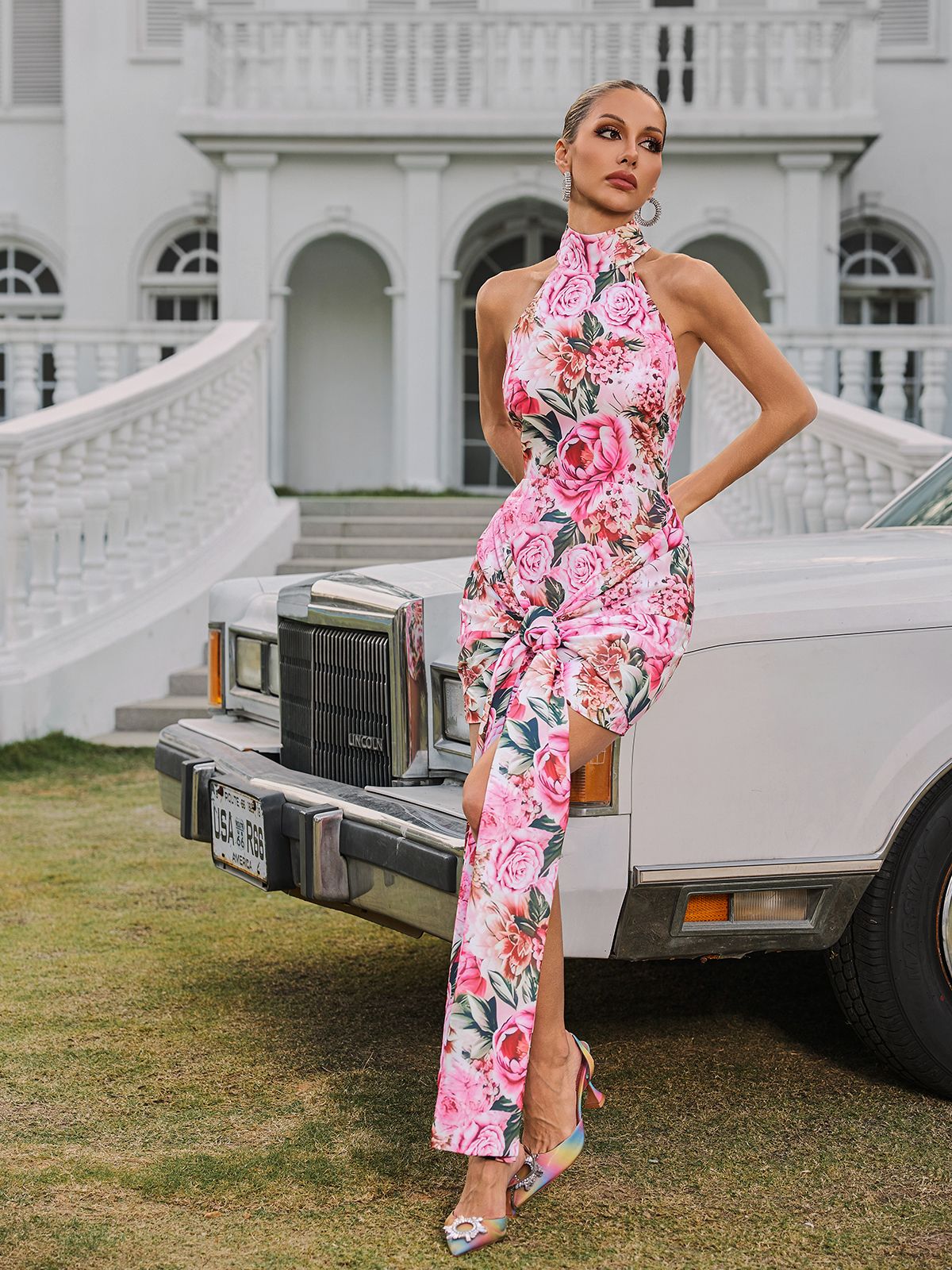 Halterneck Floral Twisted Mini Dress