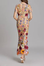 Tulle 3D Floral Embroidered Form-Fitting Midi Dress