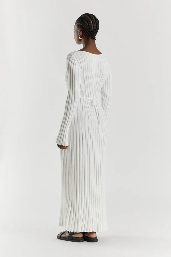 Luisa Elevated Knitted Midi Dress with V Neck and Sleeves Boutique Collection