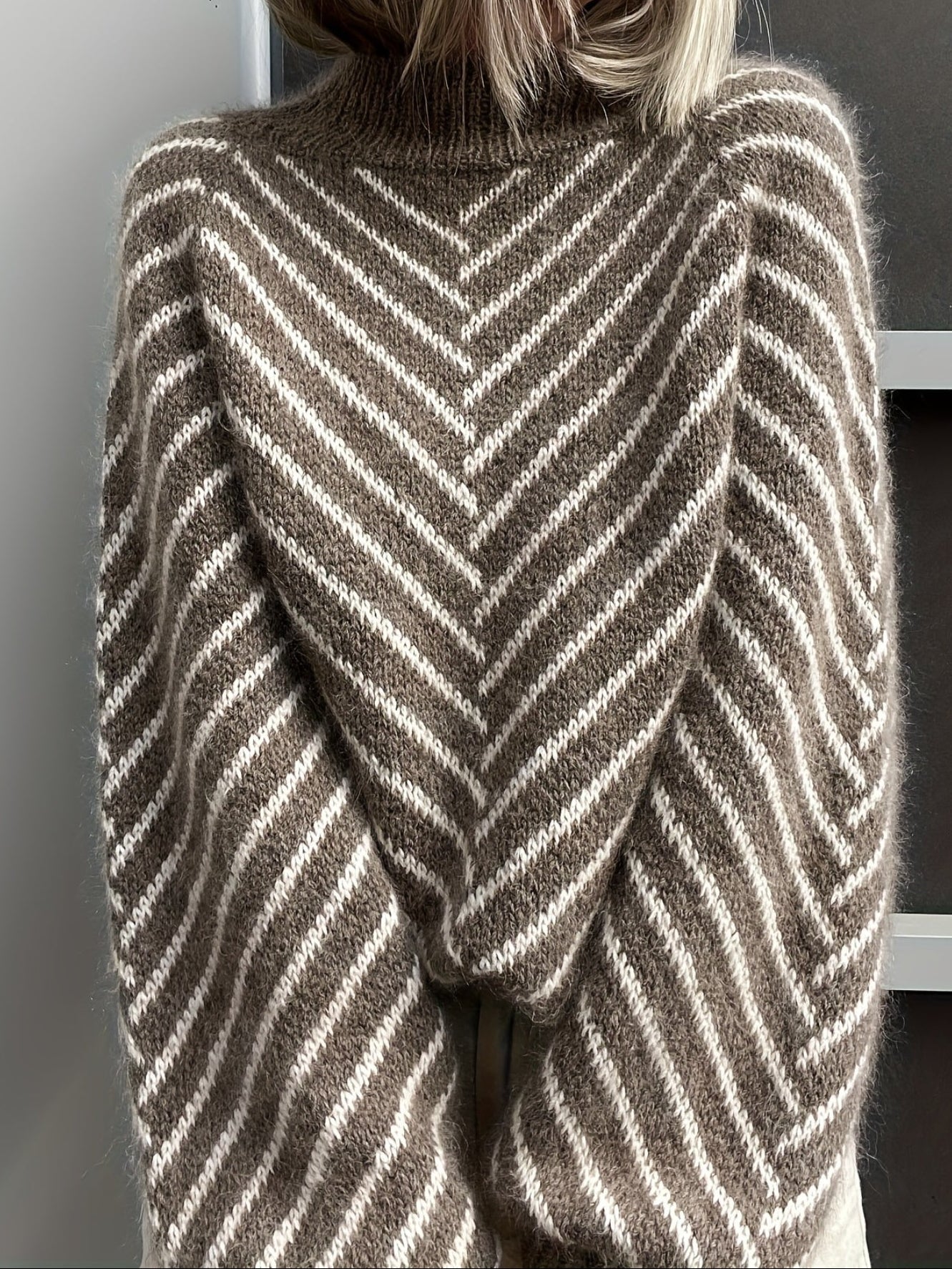 LIANA SWEATER