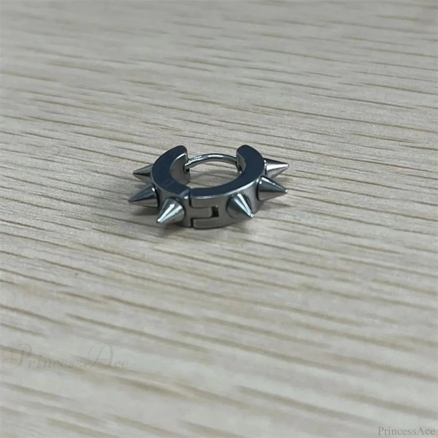 Antique Dark Dragon Talon Zinc Alloy Earring