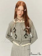 Argyle Collar Stylish Buttoned Knitted Cardigan