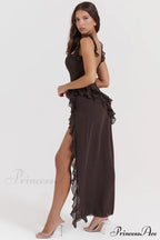 Ariel Cherry Stylish Pleated Maxi Dress