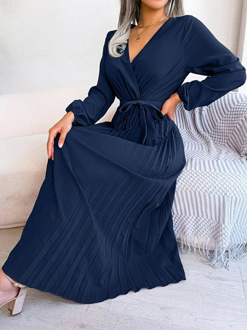 Verónica Effortless Pleated Midi Dress Chic Silhouette Collection