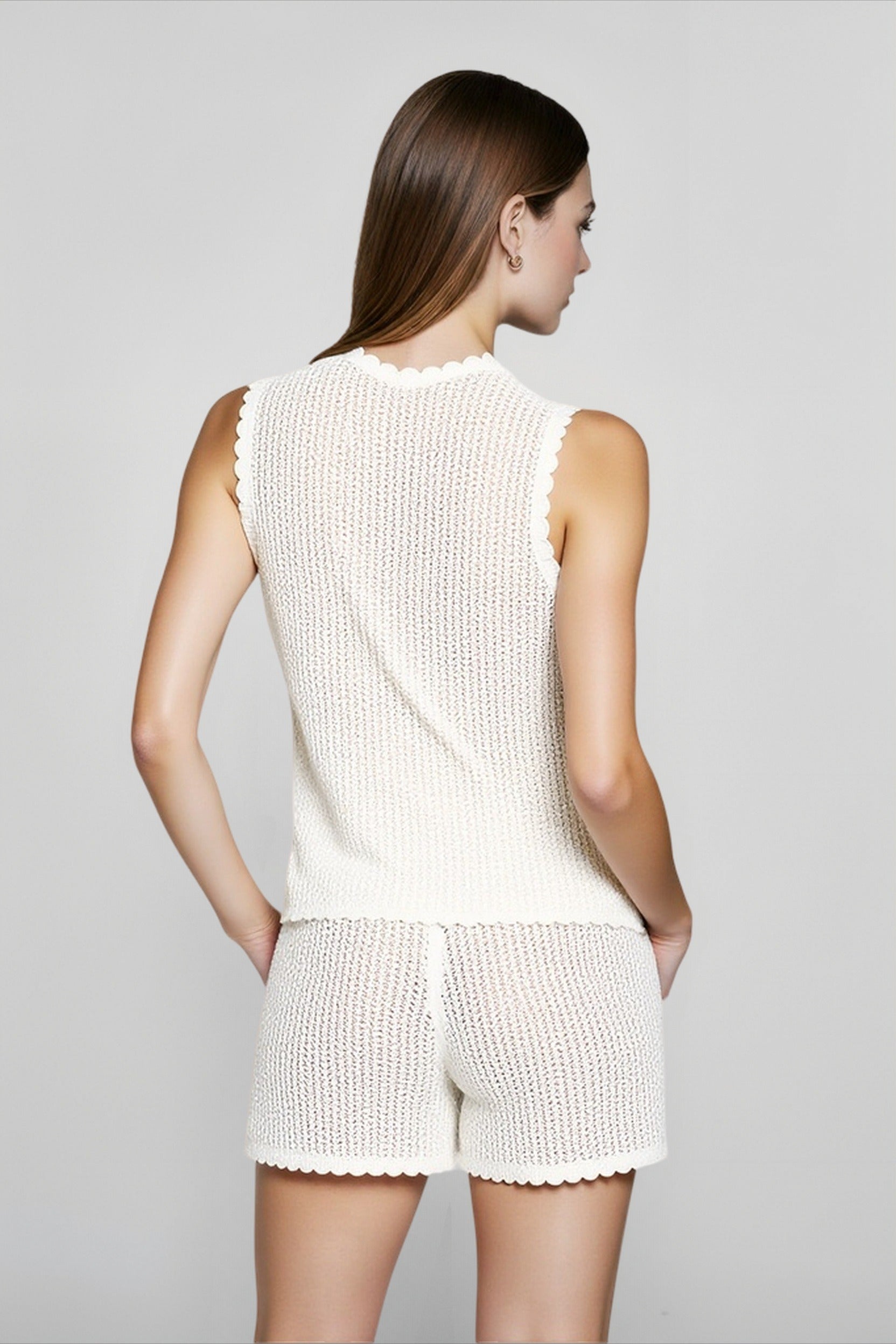 Knit sleeveless cutout shorts vacation set