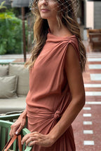 Solid Color Fashion Cut Slim Dress