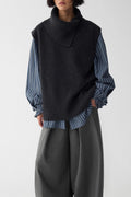 Detachable Cowl VNeck Knit Top