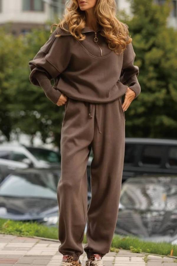 Half-open collar zipper lazy style knitted suit