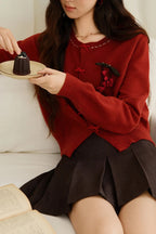 Retro Brooch Detail O Neck Cardigan