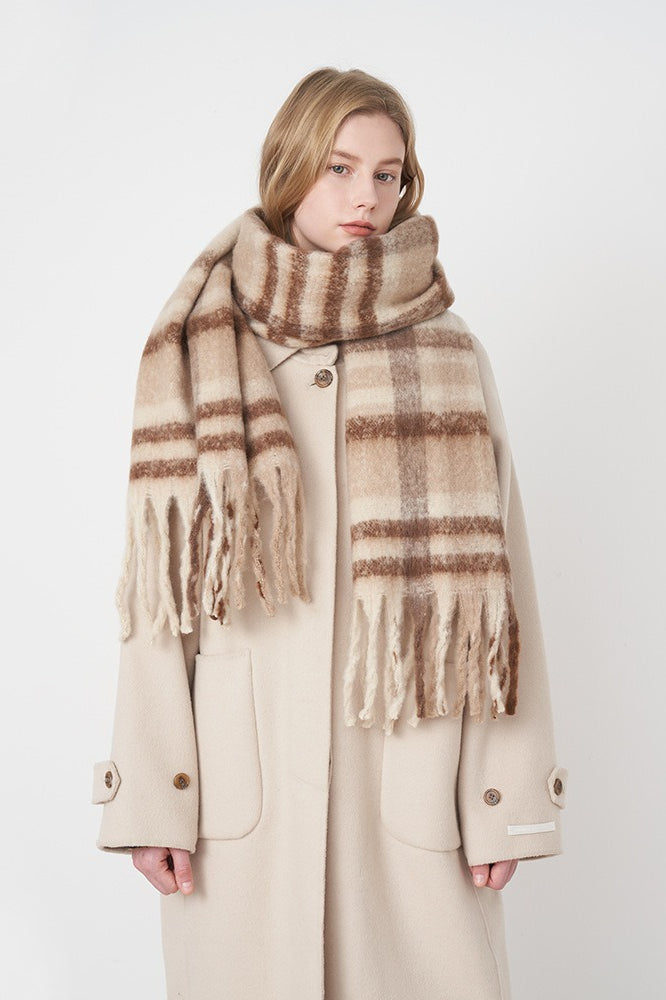 Vintage Plaid Cozy Knit Scarf
