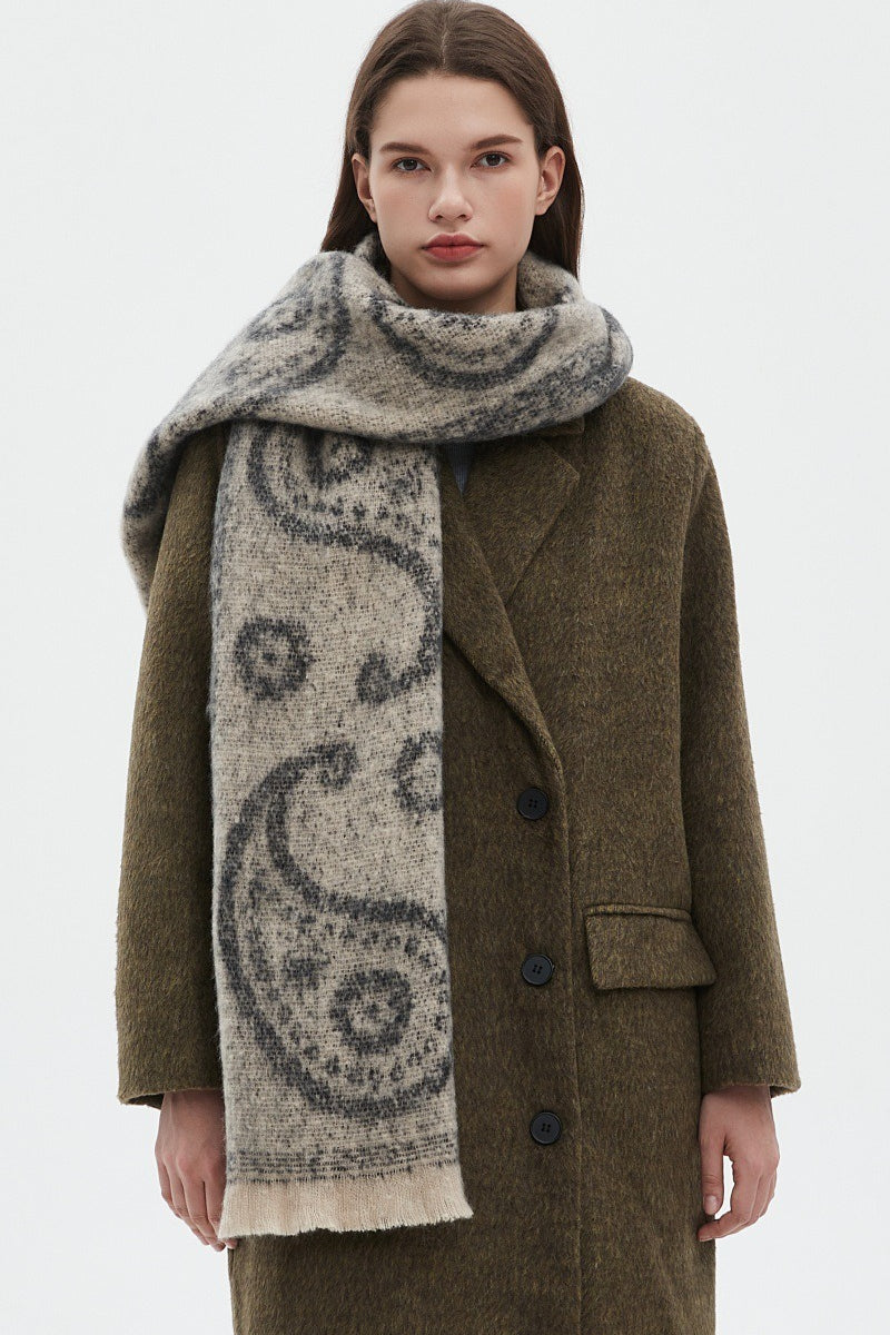 Thick Paisley Jacquard Short Fringe Scarf