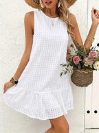 Zenda Aesthetic , Timeless Dress with a Round Neckline Designer Edit